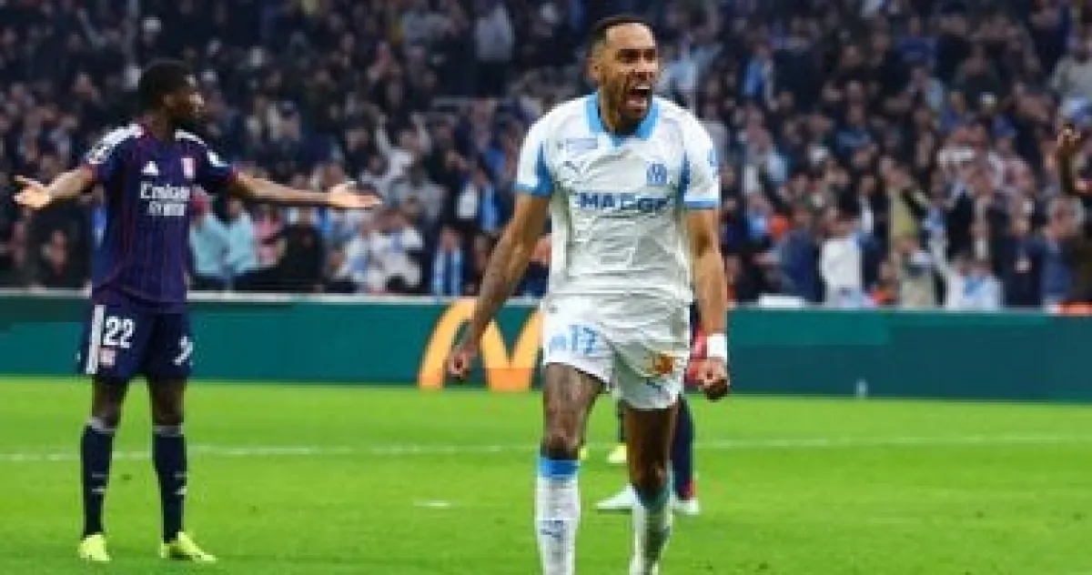 أوباميانج "سوبرمان" يقود مارسيليا لريمونتادا نارية ضد ليون في الدوري الفرنسي