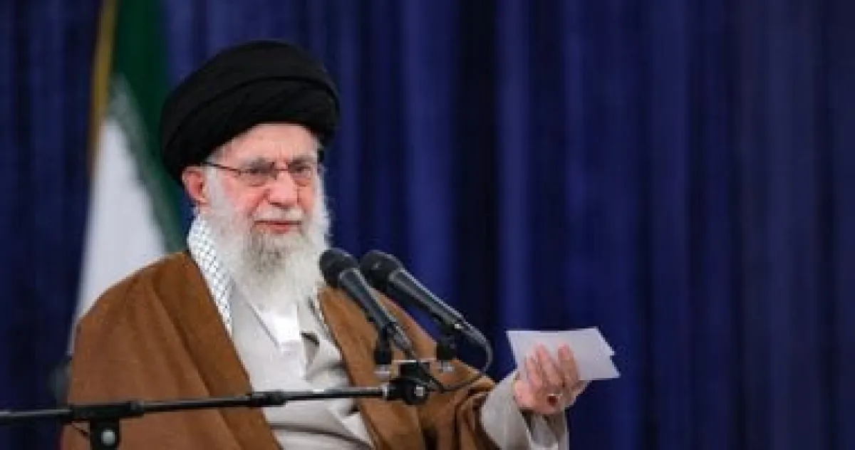 كرة القدم في إيران: أداة سياسية بيد خامنئي والحرس الثوري