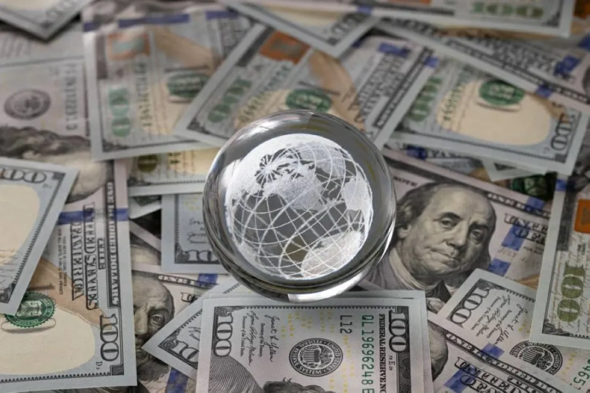 مخاطر الصراع الإيراني تدفع عملات الأسواق الناشئة نحو أكبر انخفاض في ثلاث سنوات