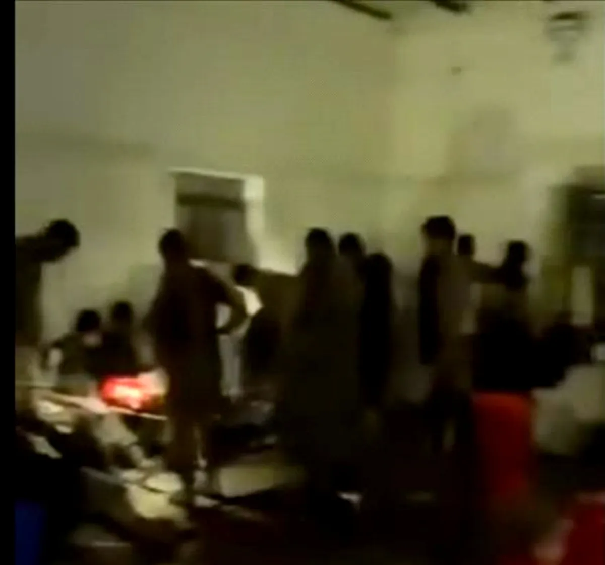 سيول جارفة تضرب معسكراً يمنياً: قتيل وعشرات المصابين في فاجعة الوديعة