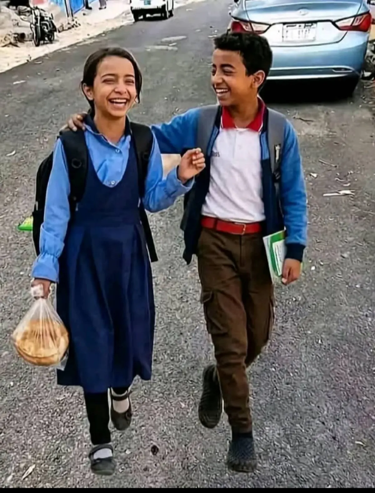 فعاليات مدرسية في تعز تضامناً مع طالب قتل برصاص عصابة الحوثي