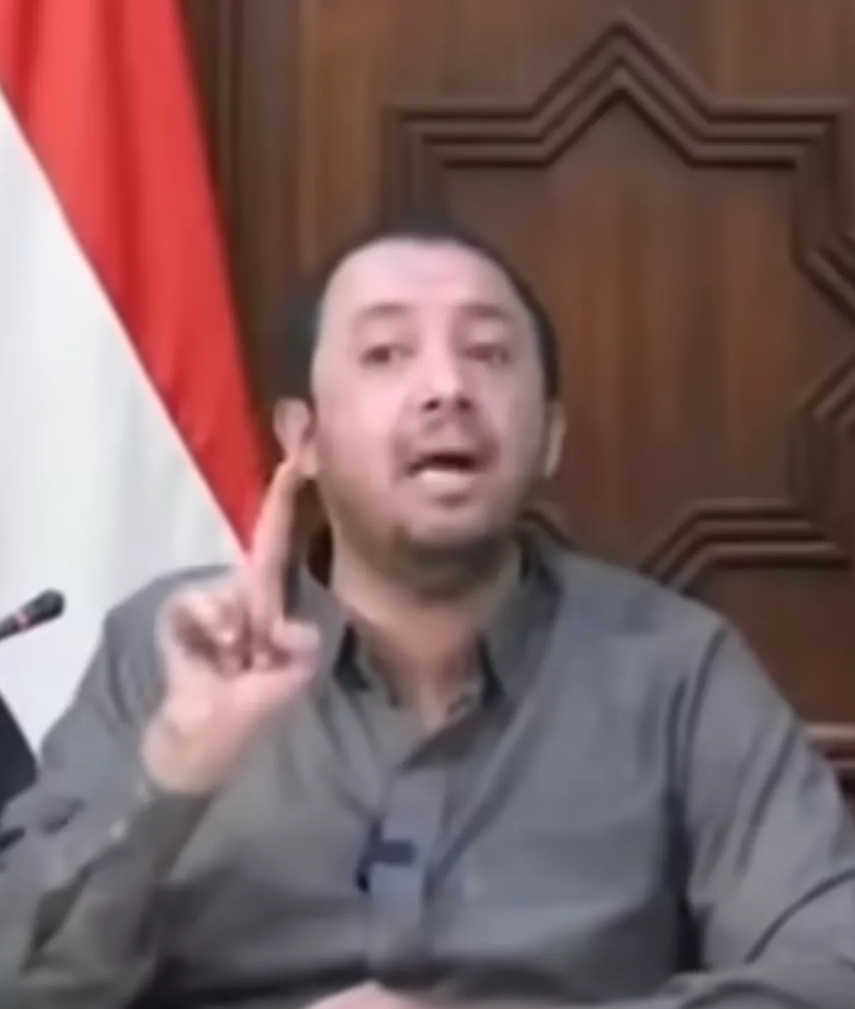 في أول اعتراف صريح بحالة الاحتقان التي تعيشها عصابة الحوثي.. القيادي الحوثي العماد: وصلنا في انقلاب عبدالملك الحوثي إلى مرحلة قذرة لم يسبق لها مثيل