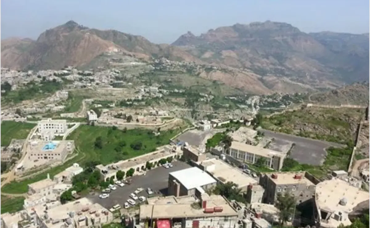 مقتل امرأة وطفليها بانفجار داخل منزل في حجة