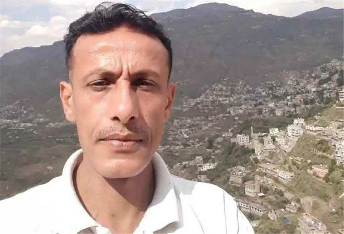 جريمة جديدة تكشف عجز الحوثيين.. مقتل شاب داخل موقع عمله وسط انفلات أمني متفاقم في إب